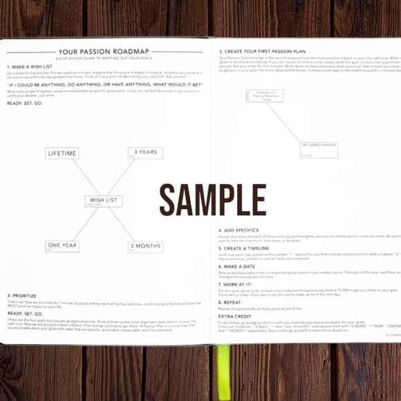 C- NEW!! WEEKLY 2023 PASSION PLANNER CELESTIAL BLUE - Picture 4 of 7